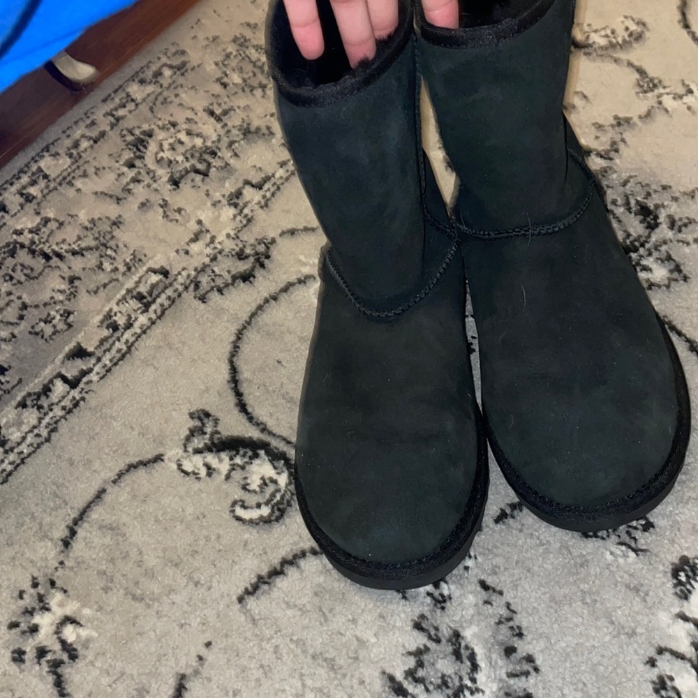 Mid length uggs